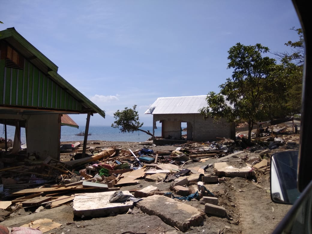 Eindruecke nach dem Tsunami auf Sulawesi in Indonesien