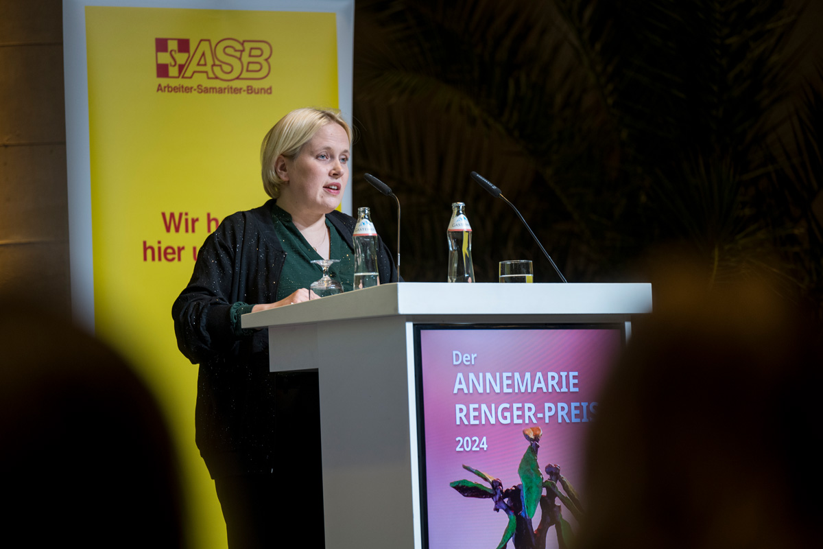 ASB verleiht Annemarie-Renger-Preis 2024 an den Verein Neuland gewinnen e. V.